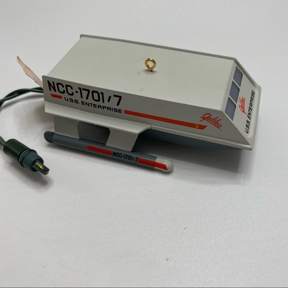 Hallmark Shuttlecraft Galileo Ornament - Picture 4 of 5